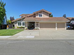 355 Rivertree Way, Sacramento, CA