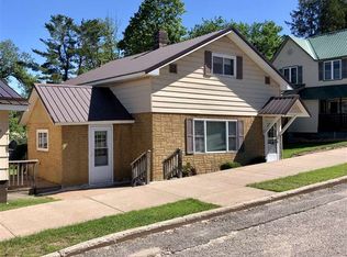 312 W Ely St, Ishpeming, MI 49849