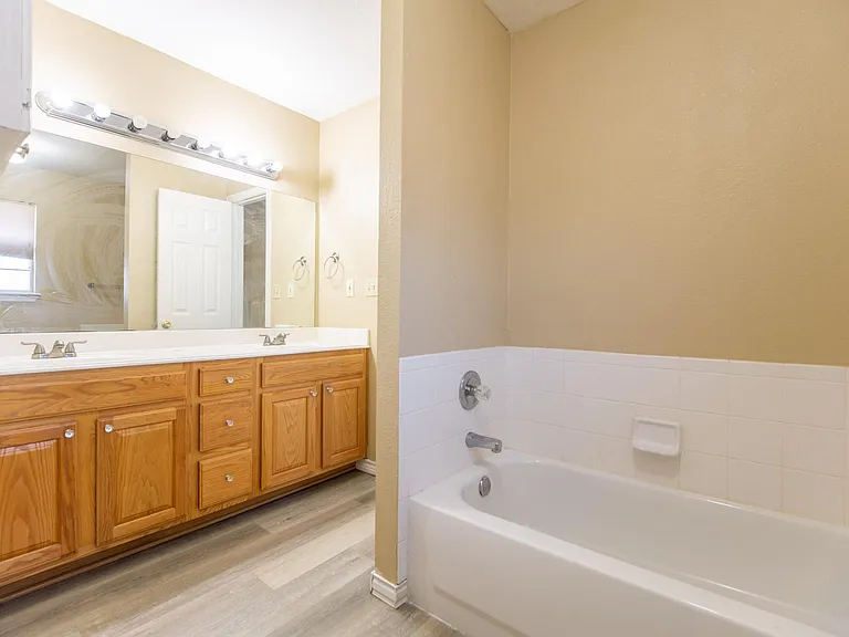1528 Monte Carlo Blvd — Photo 20