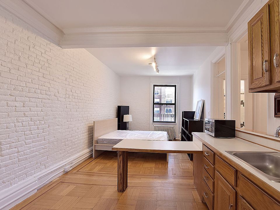 1st image of 226 3rd Ave #66