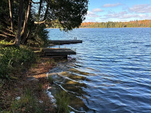 8 Cannonball Ln, Minden Hills, ON K0M 2A1