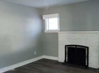 1942 Chestnut St, Holt, MI 48842