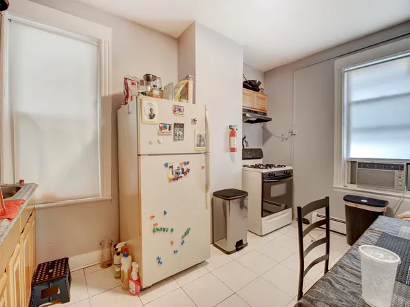 126 Kearney Avenue image 10 of 28