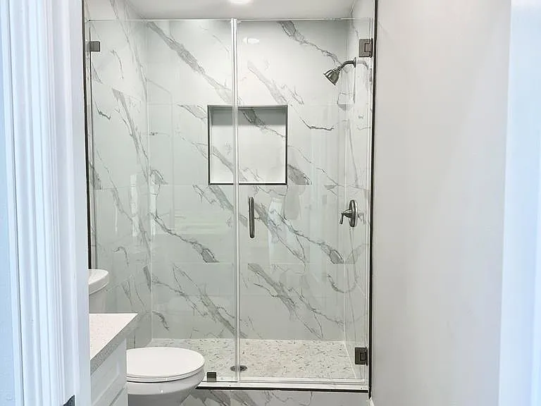 7005 Heliconia Dr — Photo 17