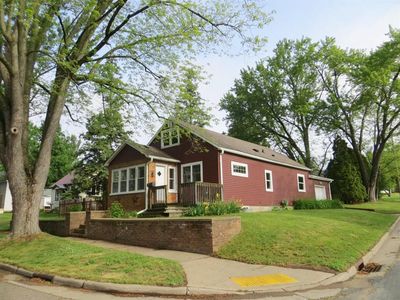 255 E 2nd Avenue, Stanley, WI, 54768