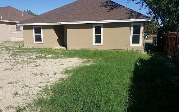 3rd image of 1168 Lazar Dr