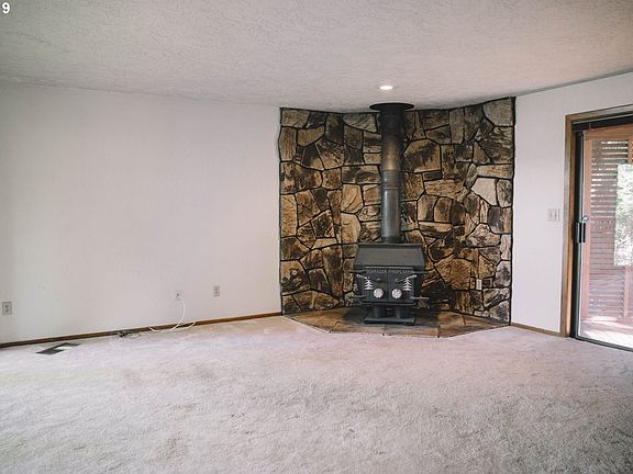 5th image of 6990 Cinnamon Hill Ct SE