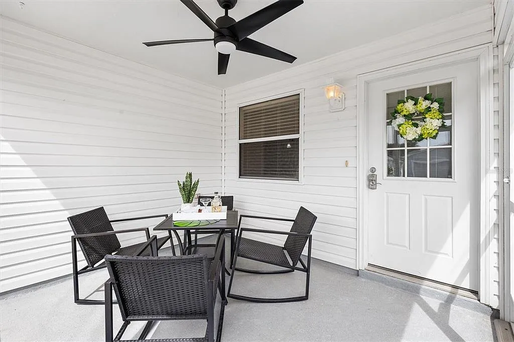 2 bed, 2.0 bath, 1156 sqft, $2,100 — Photo 4