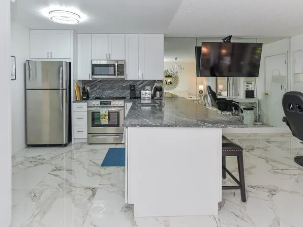 1605 S Us Hwy 1 APT V4-206, Jupiter, FL 33477