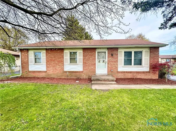 1973 S Coy Rd, Northwood, OH 43619