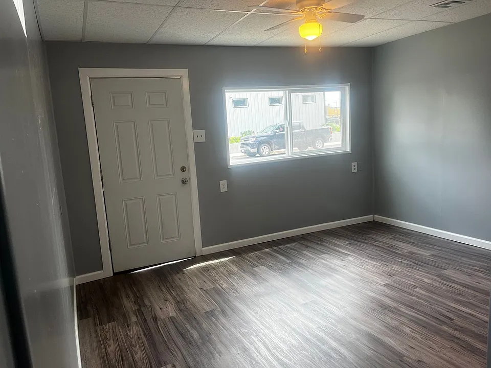 305 N Colorado Ave