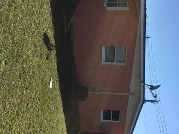 2700 Ashwood St, Fort Myers, FL 33901