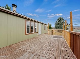 12814 Wide Hollow Rd, Yakima, WA 98908