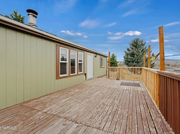 12814 Wide Hollow Rd, Yakima, WA 98908
