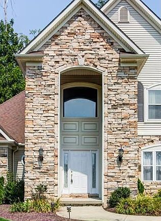 2nd image of 1213 Rocky Top Cir
