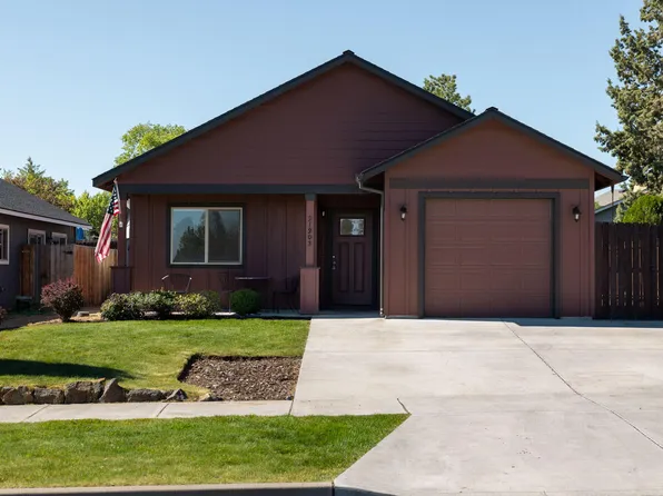 21203 Thornhill Ln, Bend, OR 97701