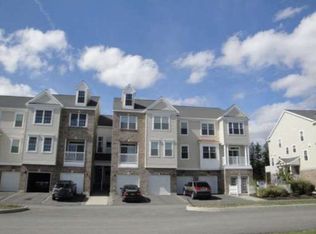 1203 Admirals Walk Dr, Cohoes, NY 12047