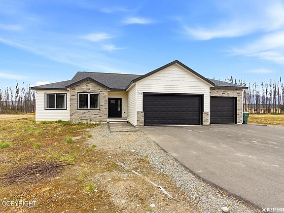 5th image of 703 W Birdnest Dr