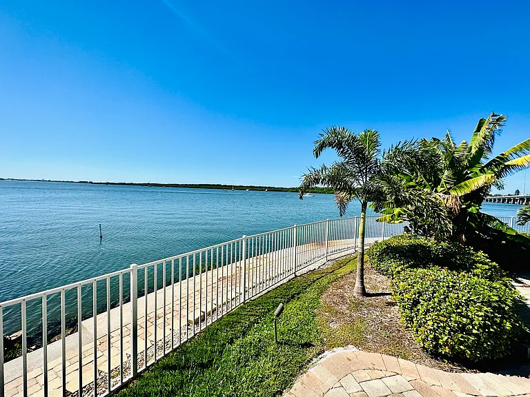 8800 Bay Pines Blvd #404 — Photo 6