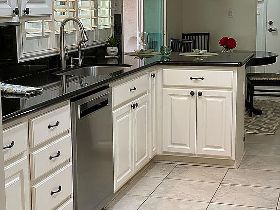 3rd image of 8405 E San Pedro Dr