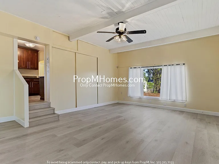 19825 SE Stark St — Photo 11