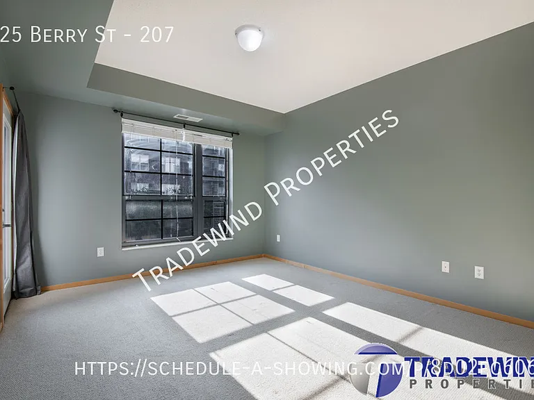 825 Berry St #207 — Photo 8