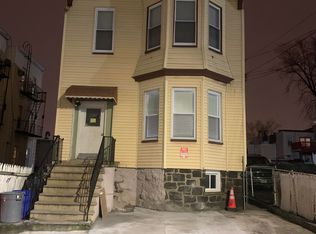 409 17th St, Union City, NJ 07087