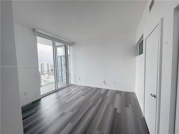 5th image of 350 NE 24th St APT 1110