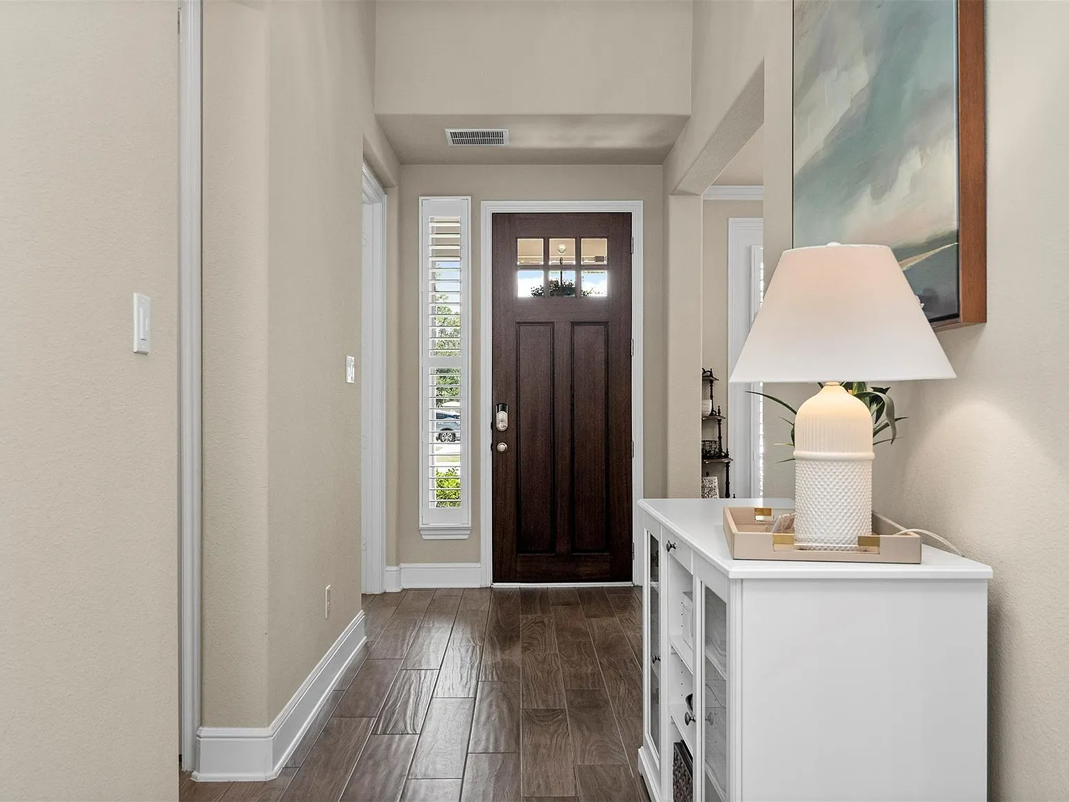 4 bed, 3.5 bath, 3703 sqft, $4,800 — Photo 3