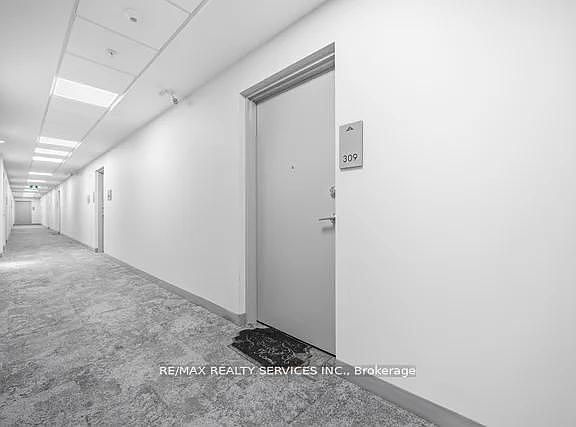 4th image of 1101 Lackner Pl #309