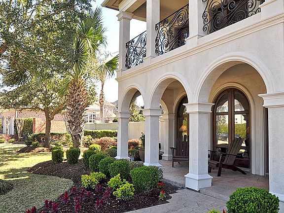 2nd image of 5327 Regency Dr