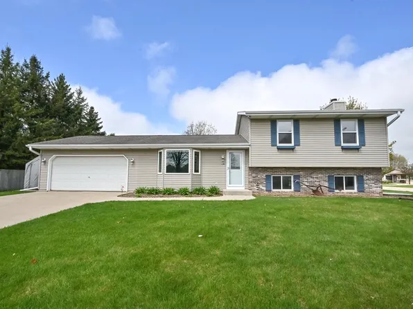487 Ritger CIRCLE, Allenton, WI 53002