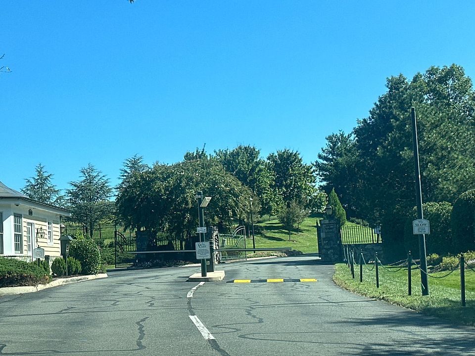 2nd image of 18389 Eagle Point Sq