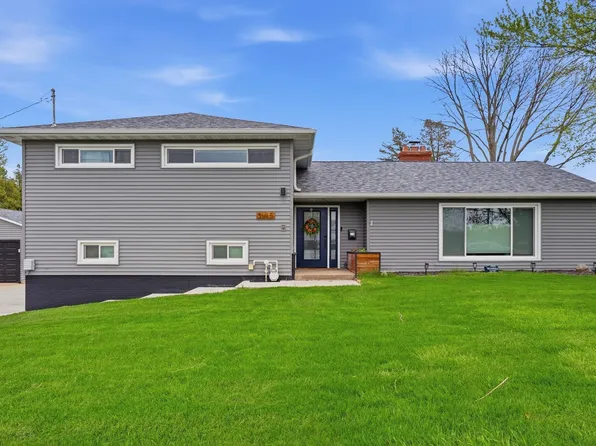 3105 Ansborough Ave, Waterloo, IA 50701