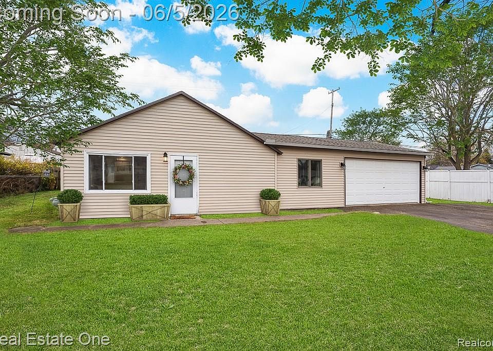 1st image of 2762 Emmons Ave