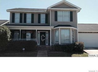 8605 Meadowlake Village Dr, Northport, AL 35473