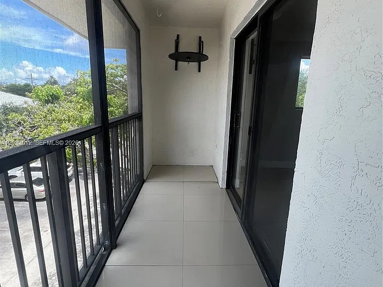 2445 SW 18th Ter #1009 — Photo 10