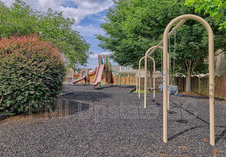 218 Marefair Ln — Photo 34