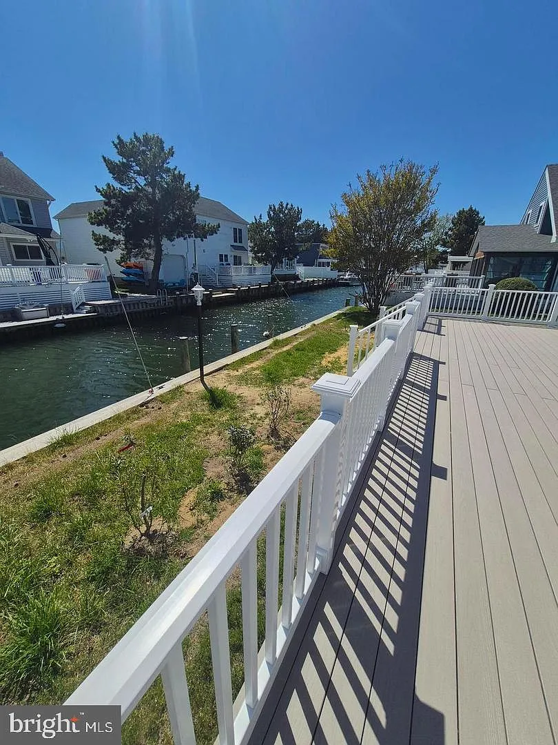 4 bed, 1344 sqft, $4,000 — Photo 1