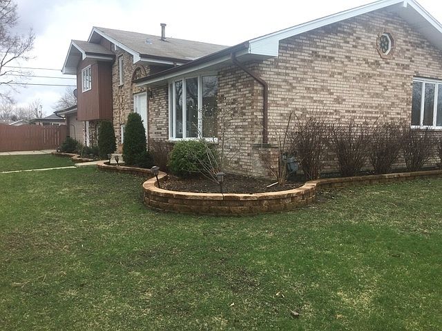 1st image of 5901 W 88th Pl