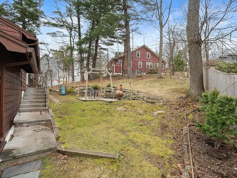235 Forest St — Photo 30