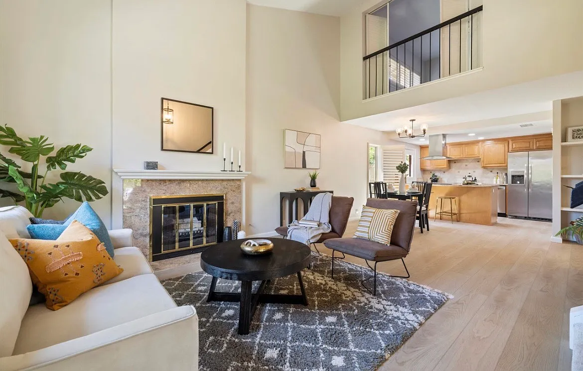 3 bed, 1364 sqft, $4,000 — Photo 3