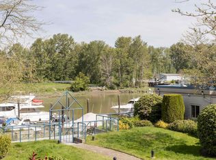 4733 River Rd W #204, Delta, BC V4K1R9