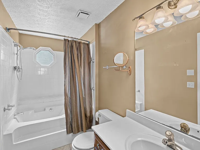 154 Arsenal Dr — Photo 10