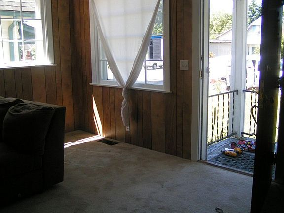 5th image of 1823 Lombard Ave