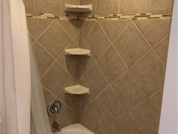4th image of 6630 Green Branch Dr APT 12