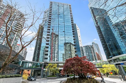 1050 Burrard St #2504 Photo 1