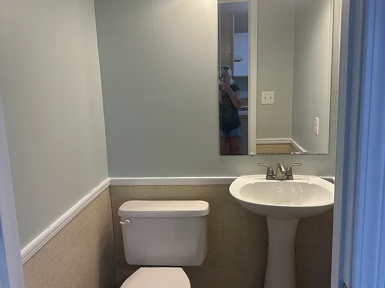 2 Green Meadow Ln #C — Photo 6