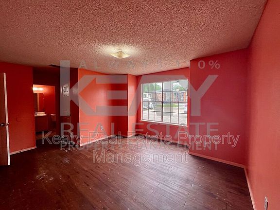 5th image of 108 Meudon St #A