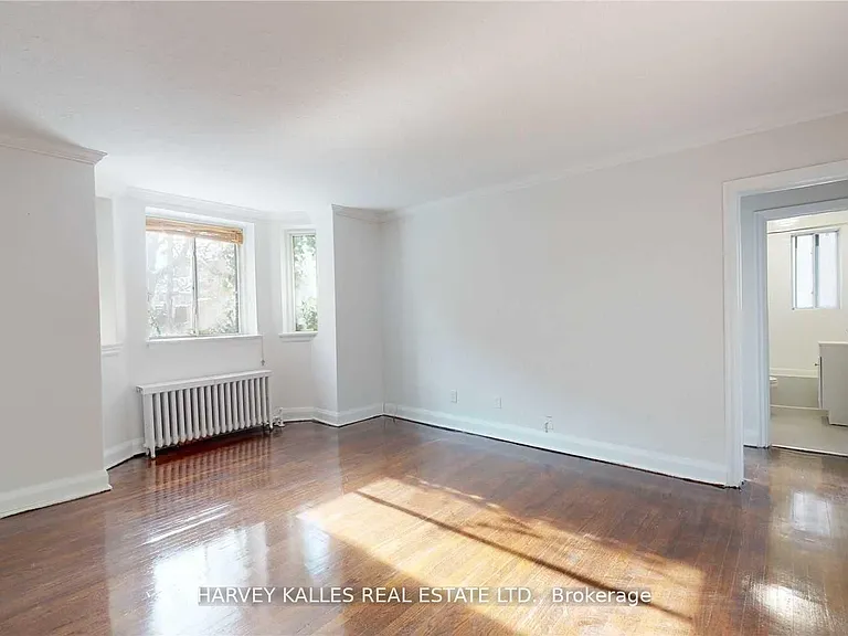 320 Lonsdale Rd #3 — Photo 9
